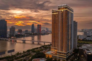Khách sạn gần cầu sông hàn đà nẵng
