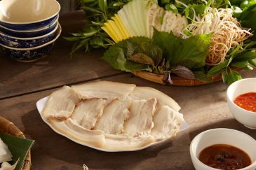 Bánh tráng cuốn thịt heo
