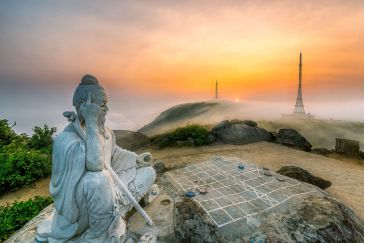 Đỉnh Bàn Cờ - địa điểm phượt ở đà nẵng cực đỉnh