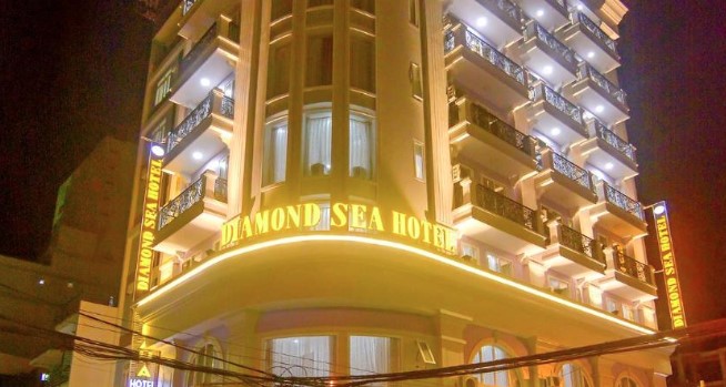 Khách sạn Đà Nẵng gần biển dimond sea hotel