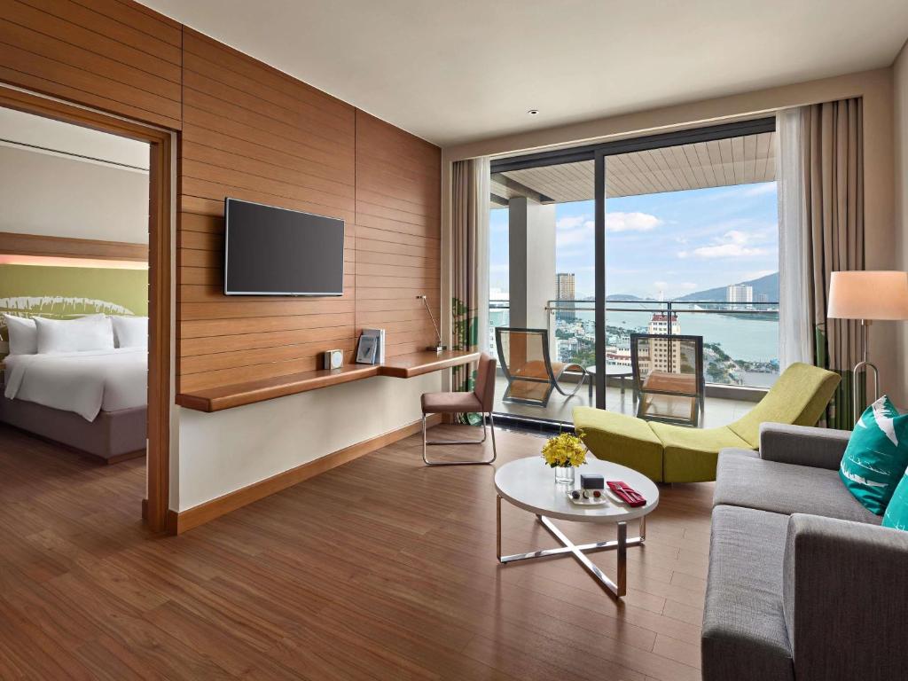 Novotel Danang Premier Han River: Nơi Giao Thoa Của Nghỉ Dưỡng Đẳng Cấp Và Vẻ Đẹp Đà Thành
