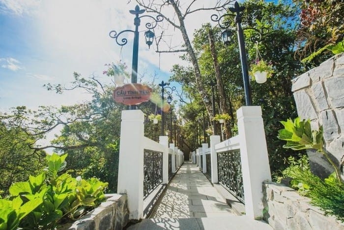 Cầu Tình Yêu trên Bà Nà Hills