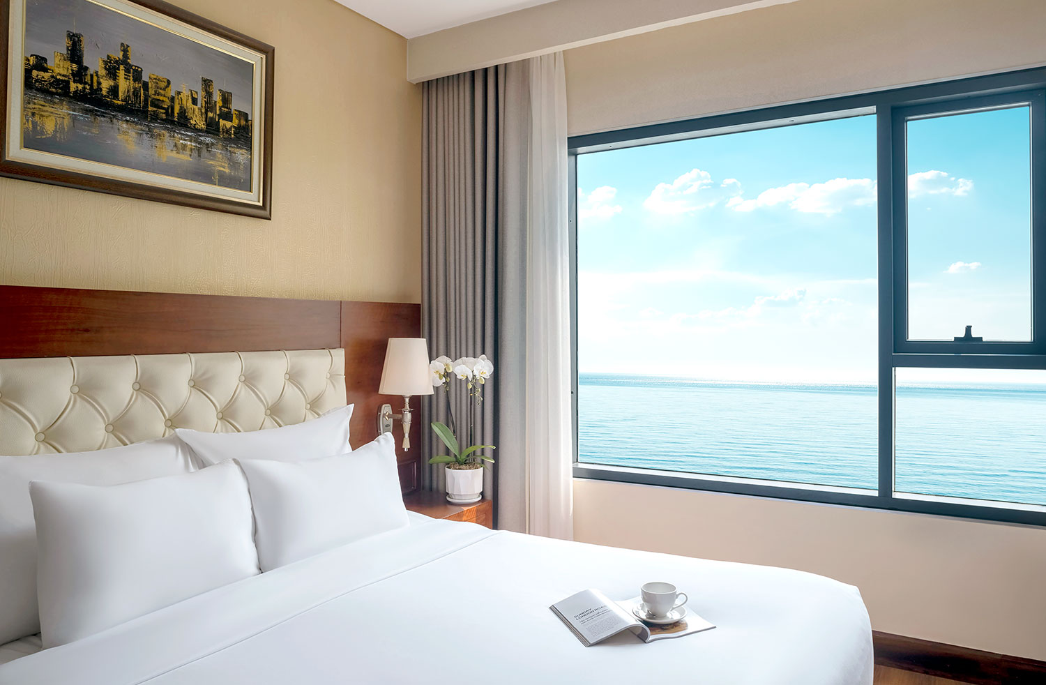 Khách sạn view biển Mỹ Khê Đà Nẵng