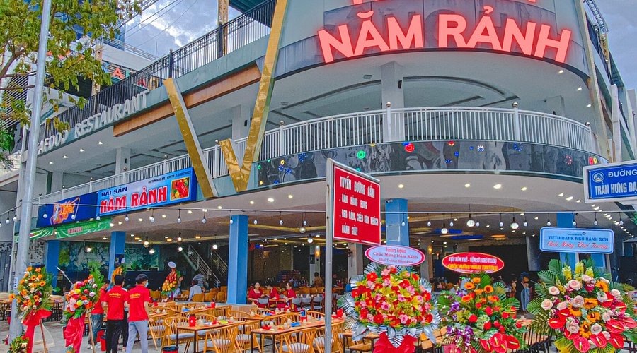 Hải sản Nam Rảnh ở đường Trần Hưng Đạo