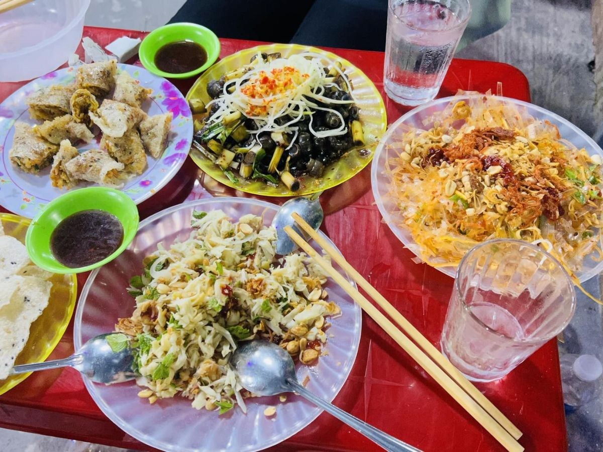 Quán ăn vặt 59B - Điểm hẹn Phan Huy Chú