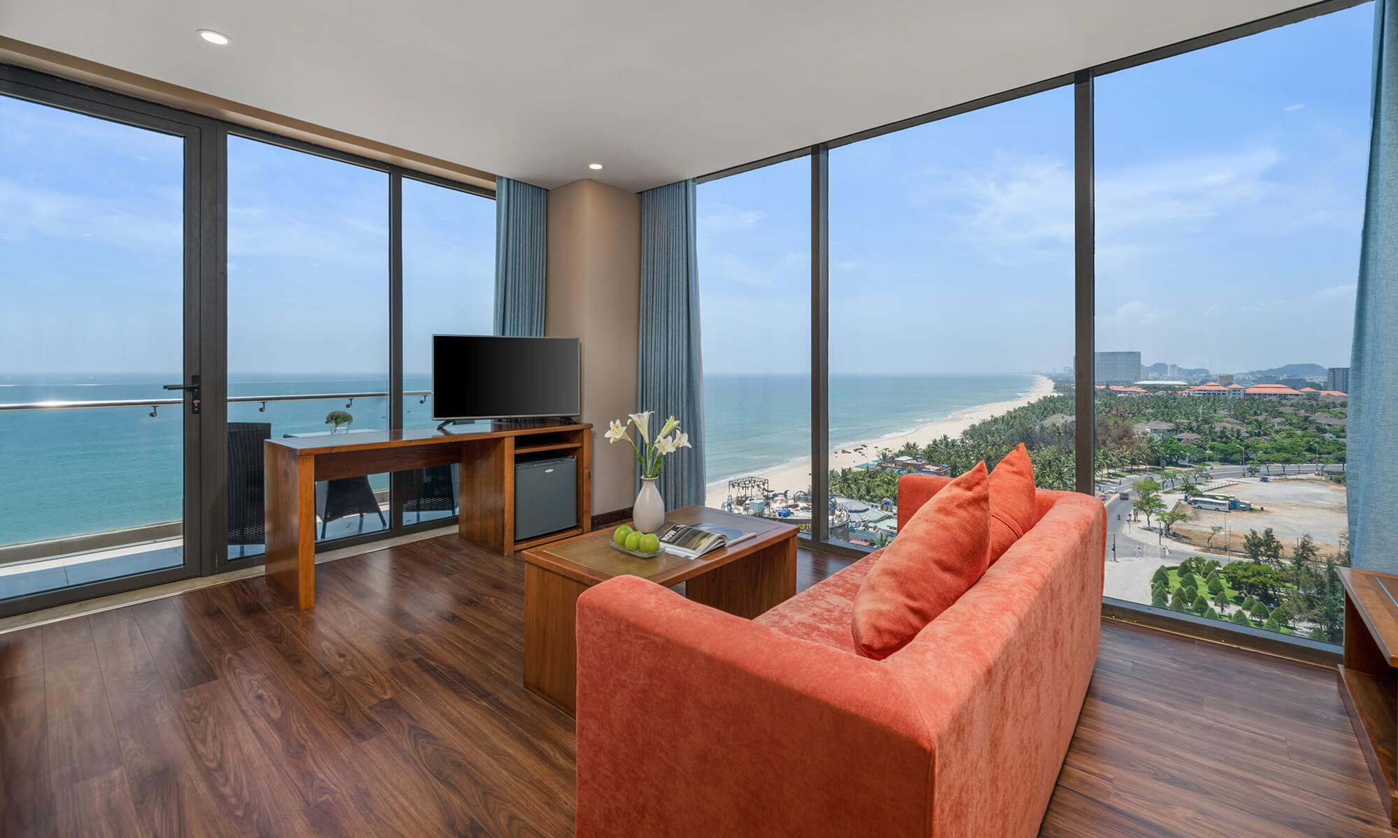 Khách sạn view biển Mỹ Khê Đà Nẵng