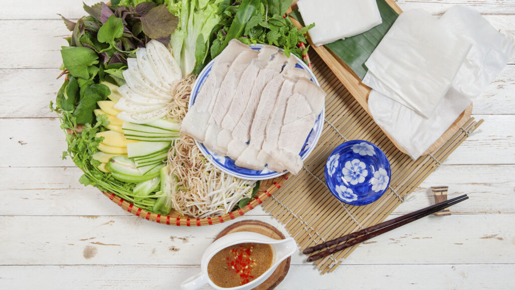 Bánh tráng cuốn thịt heo