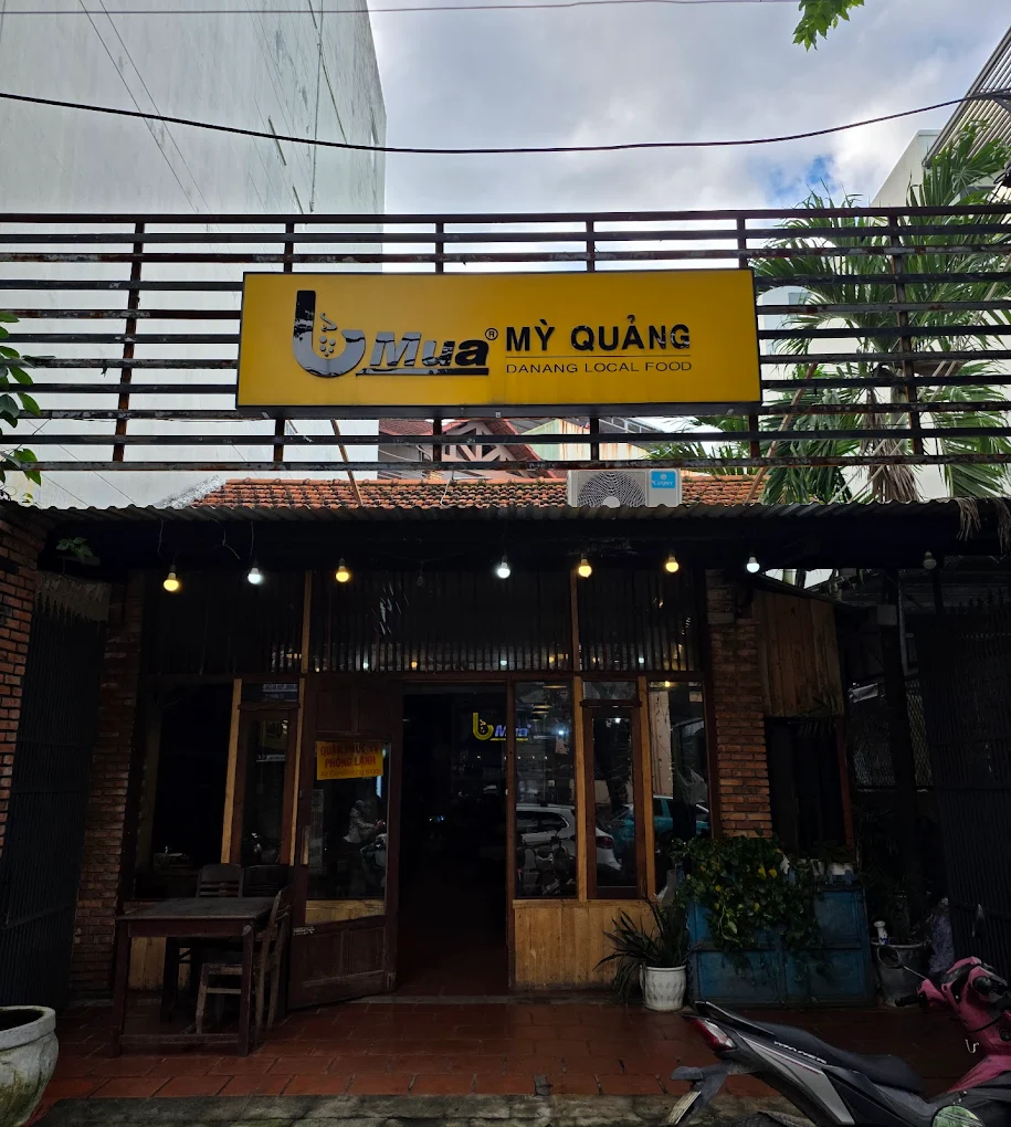 Bánh tráng cuốn thịt heo