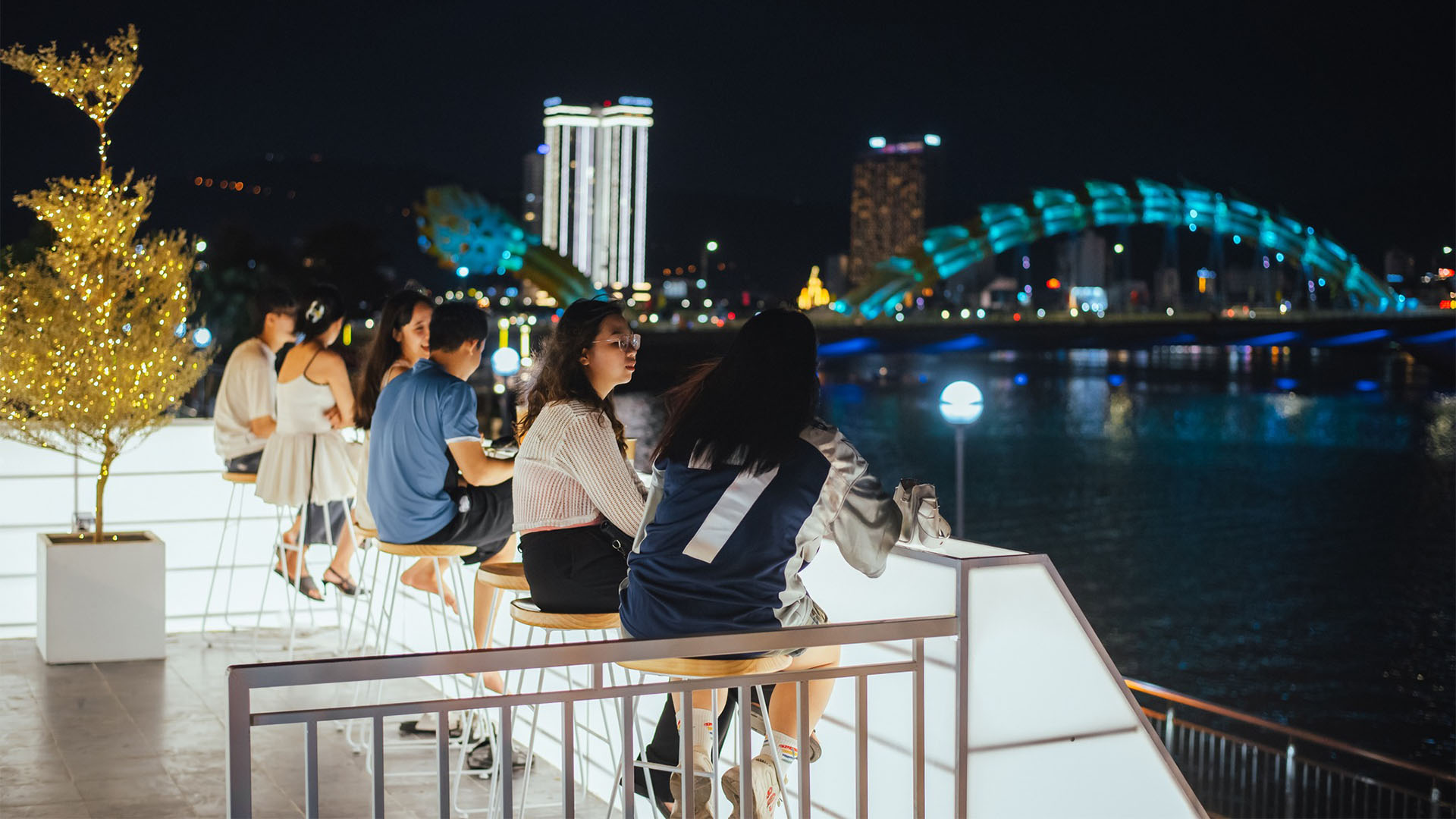 Khám Phá 10 Các Cây Cầu Nổi Tiếng Ở Đà Nẵng, Những Biểu Tượng Của Thành Phố Đáng Sống