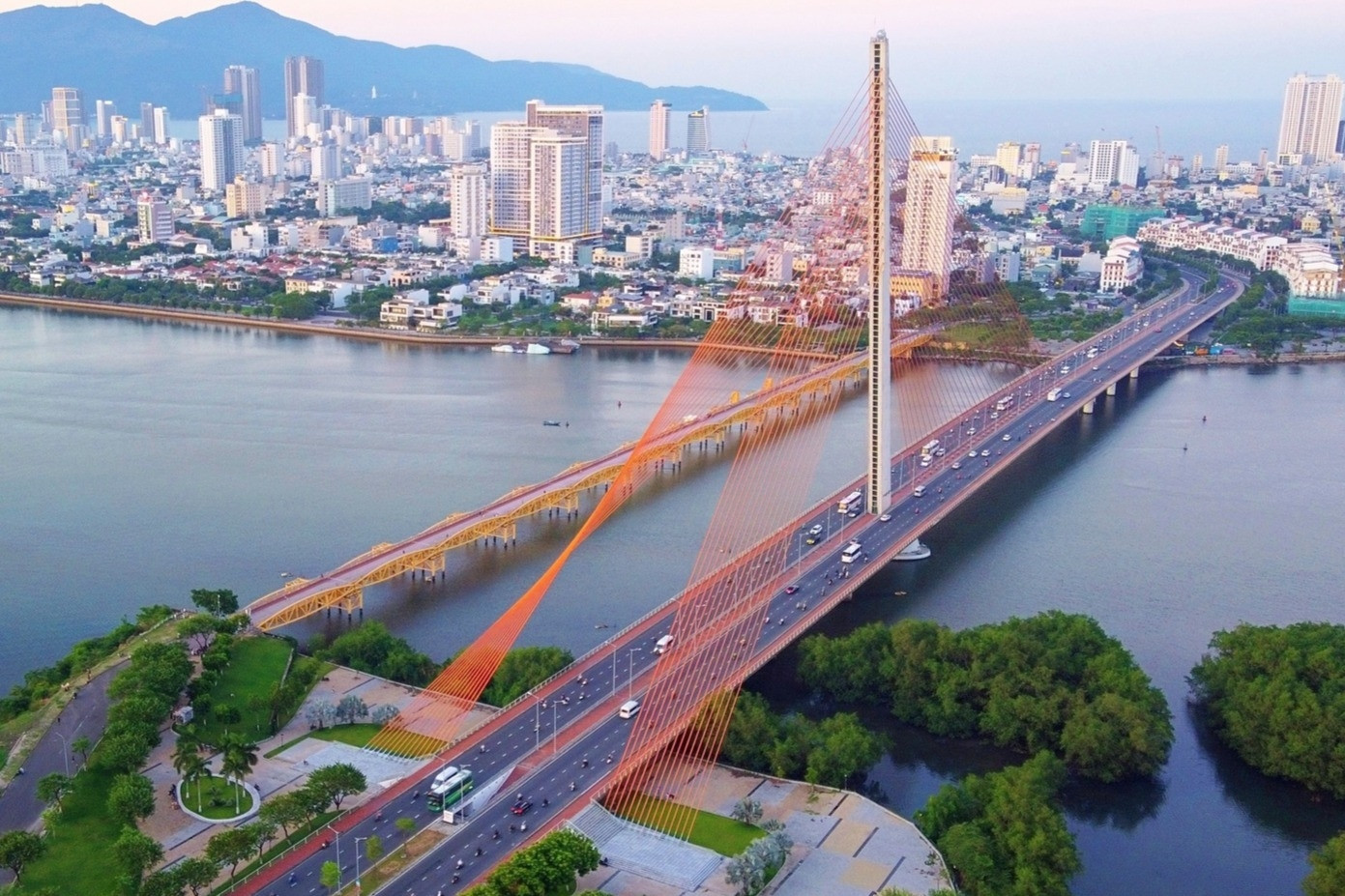 Khám Phá 10 Các Cây Cầu Nổi Tiếng Ở Đà Nẵng, Những Biểu Tượng Của Thành Phố Đáng Sống