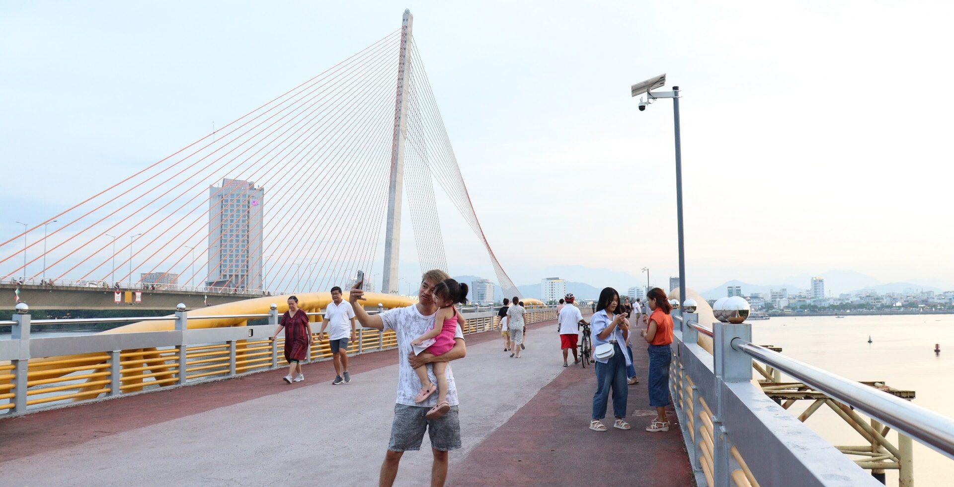 cầu Nguyễn Văn Trỗi