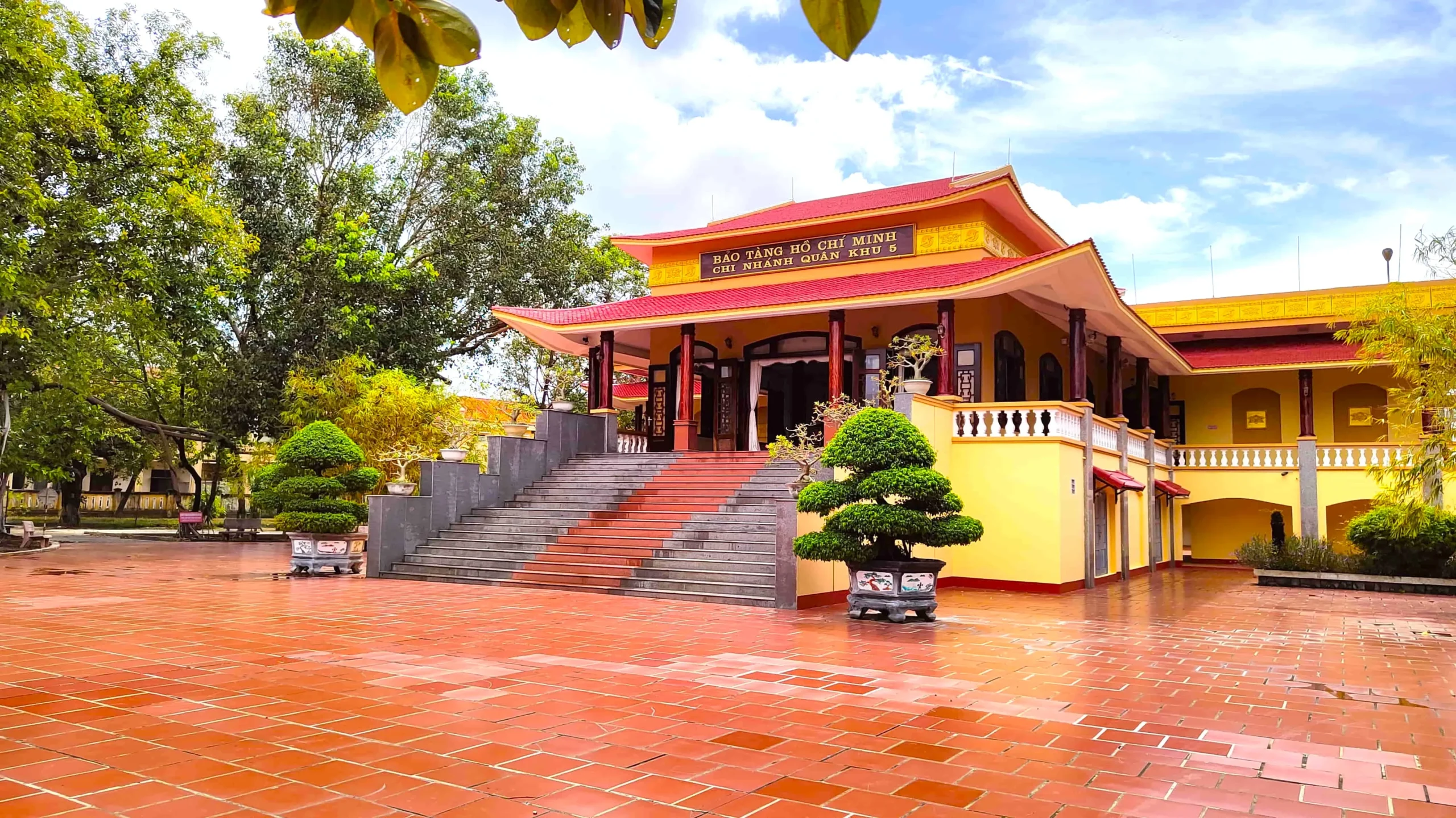 Cầu Nguyễn Văn Trỗi 