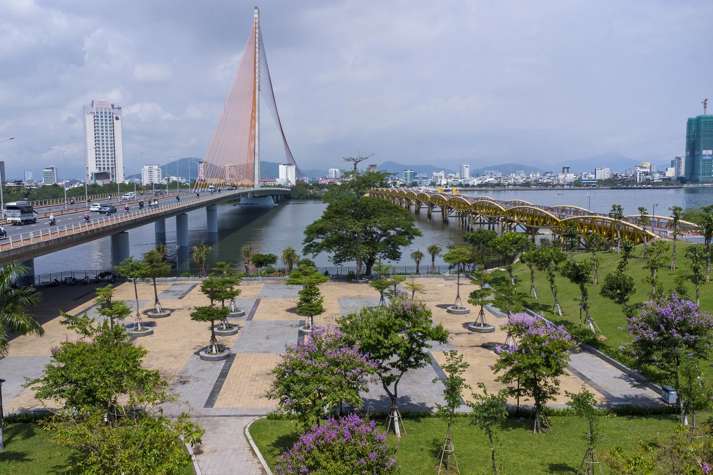 Cầu Nguyễn Văn Trỗi