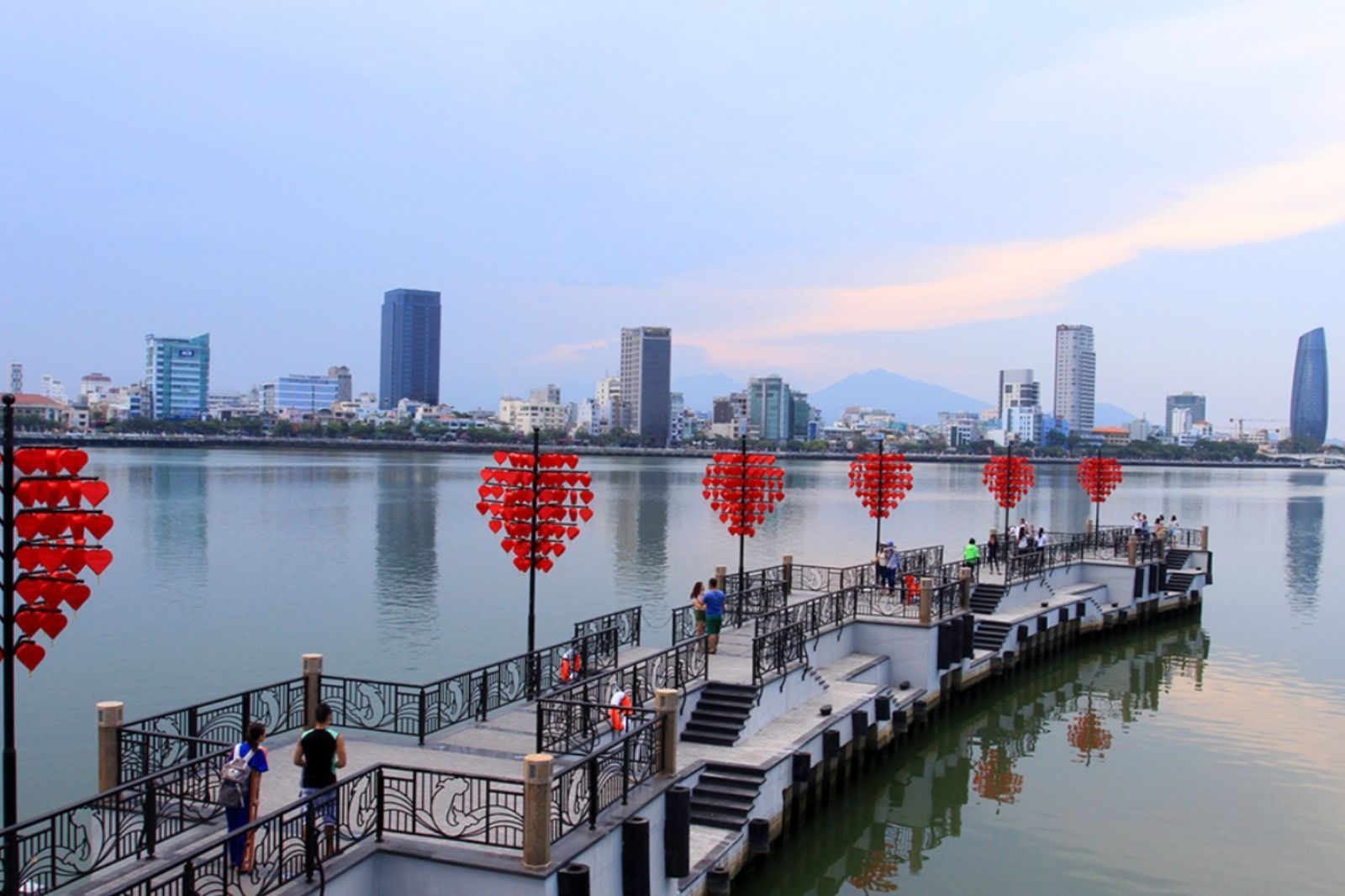 Du lịch Đà Nẵng tháng 4