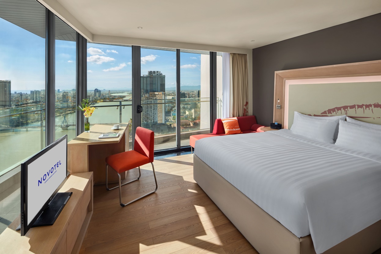 Phòng nghỉ view sông Hàn tại Novotel Danang Premier Han River - du lịch ở đà nẵng cho cặp đôi