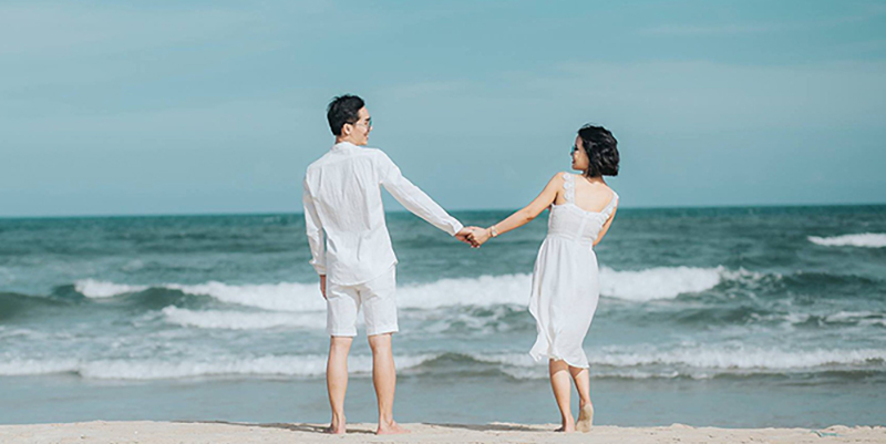 Biển Mỹ Khê yên bình dành cho các cặp đôi thích dạo biển - du lịch ở đà nẵng cho cặp đôi