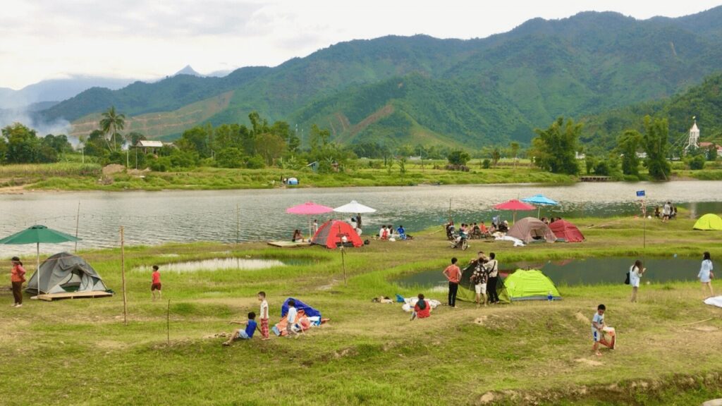 Điểm cắm trại Hòa Bắc