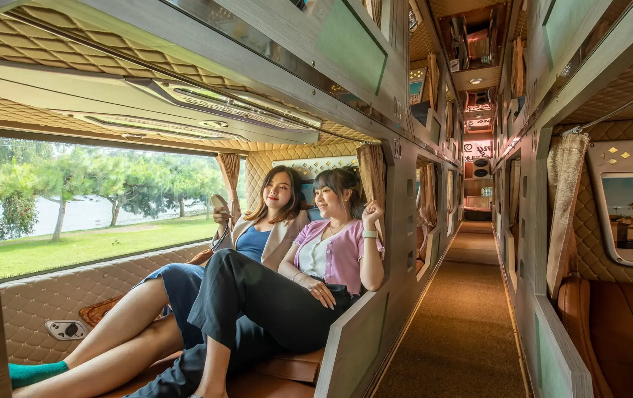 Xe giường nằm phù hợp cho chuyến đi tiết kiệm - kinh nghiệm du lịch đà nẵng tự túc