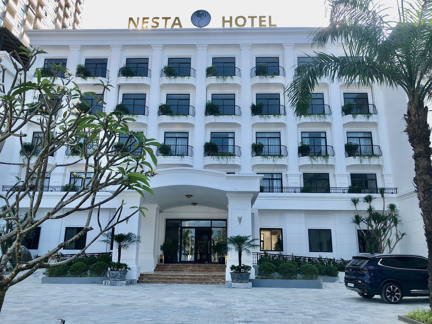 Khách sạn view biển Mỹ Khê Đà Nẵng