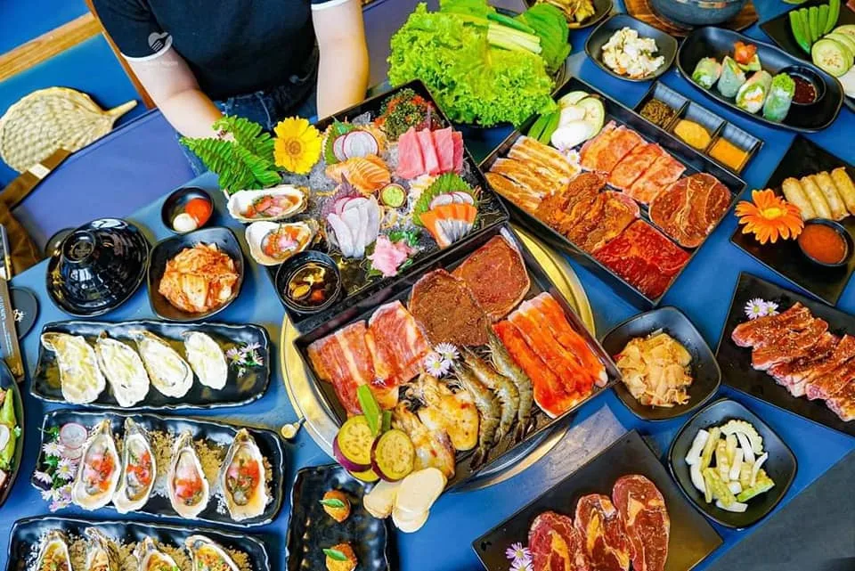 quán ăn ngon gần bãi biển Mỹ Khê