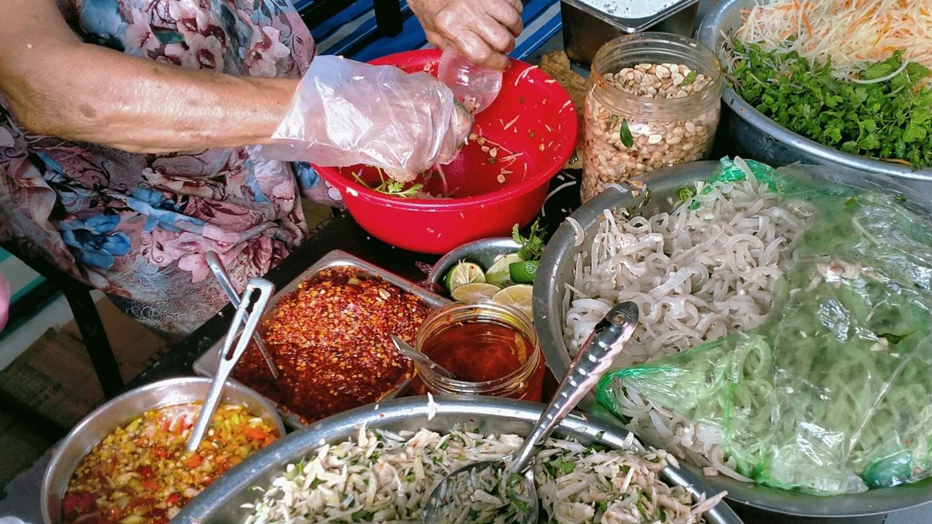 Mít trộn bình dân được nhiều bạn trẻ thích - quán ăn ngon rẻ ở đà nẵng