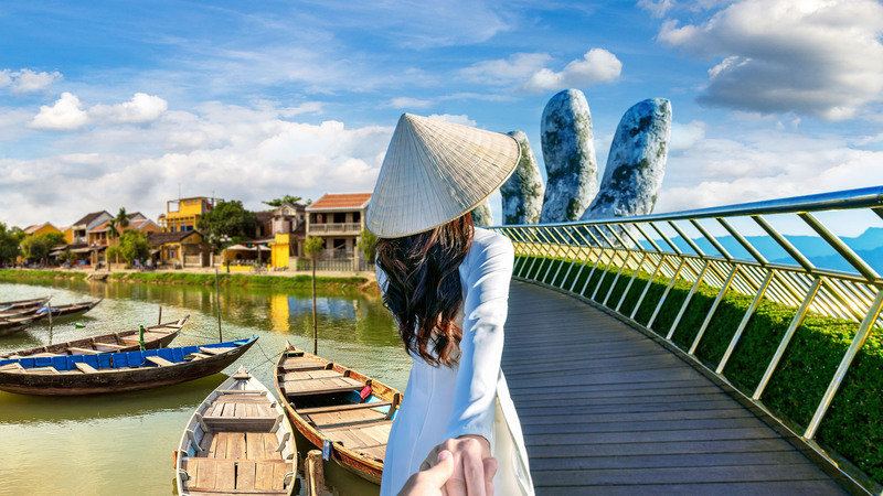 Mùa cao điểm thường nhanh hết phòng đẹp và vé giá tốt - sai lầm khi đi du lịch đà nẵng