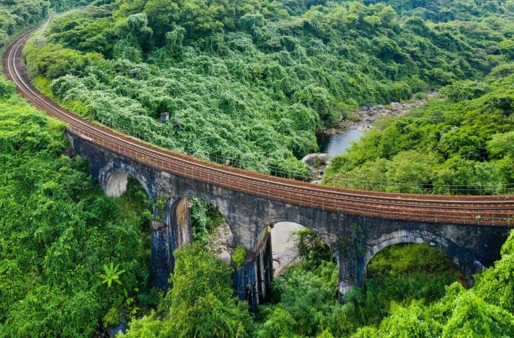 cầu vòm đồn cả 