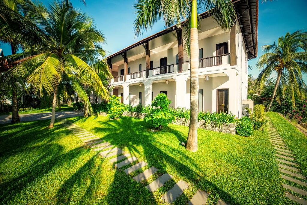 Khách sạn Hội an gần biển cửa đại