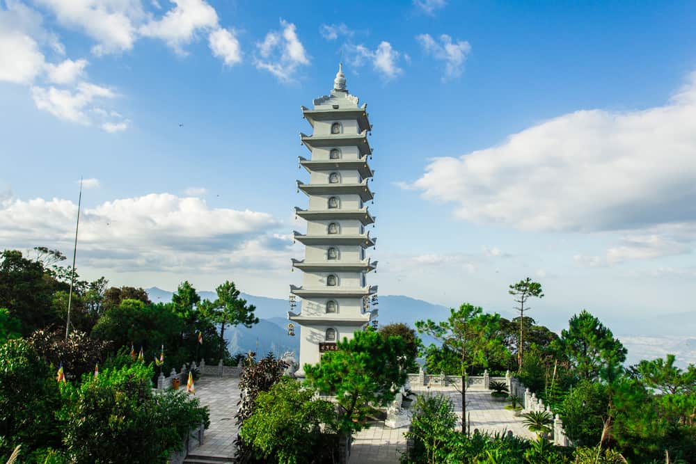 Linh Phong Bảo Tháp
