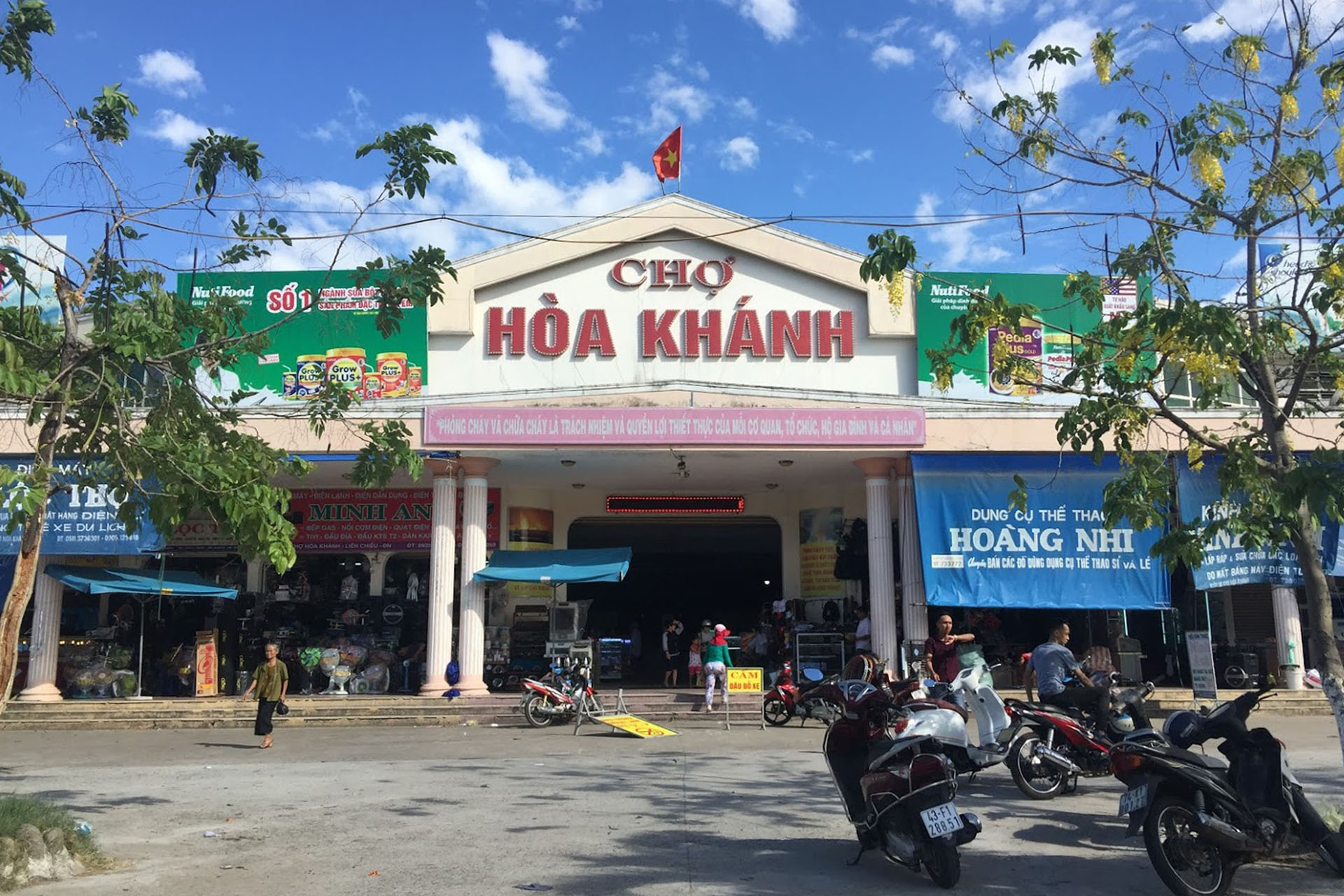 Chợ đêm Đà Nẵng Hòa Khánh