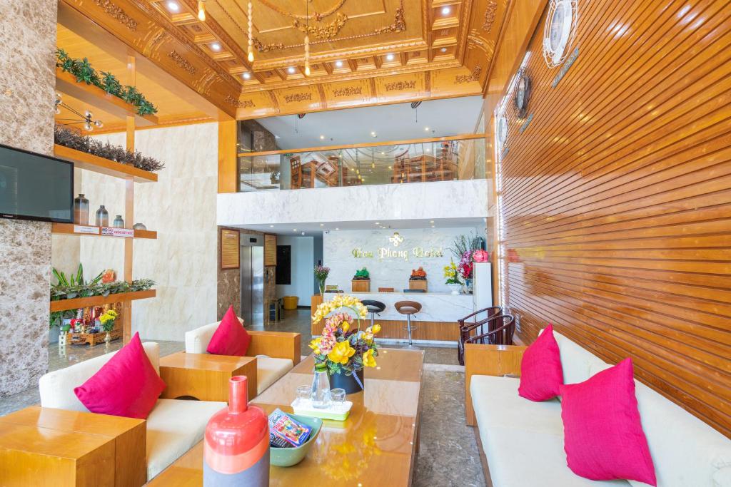Khách sạn đường nguyễn tất thành đà nẵng Hoa Phong