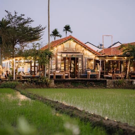 Quán Cafe Sân Vườn Đẹp Ở Hội An