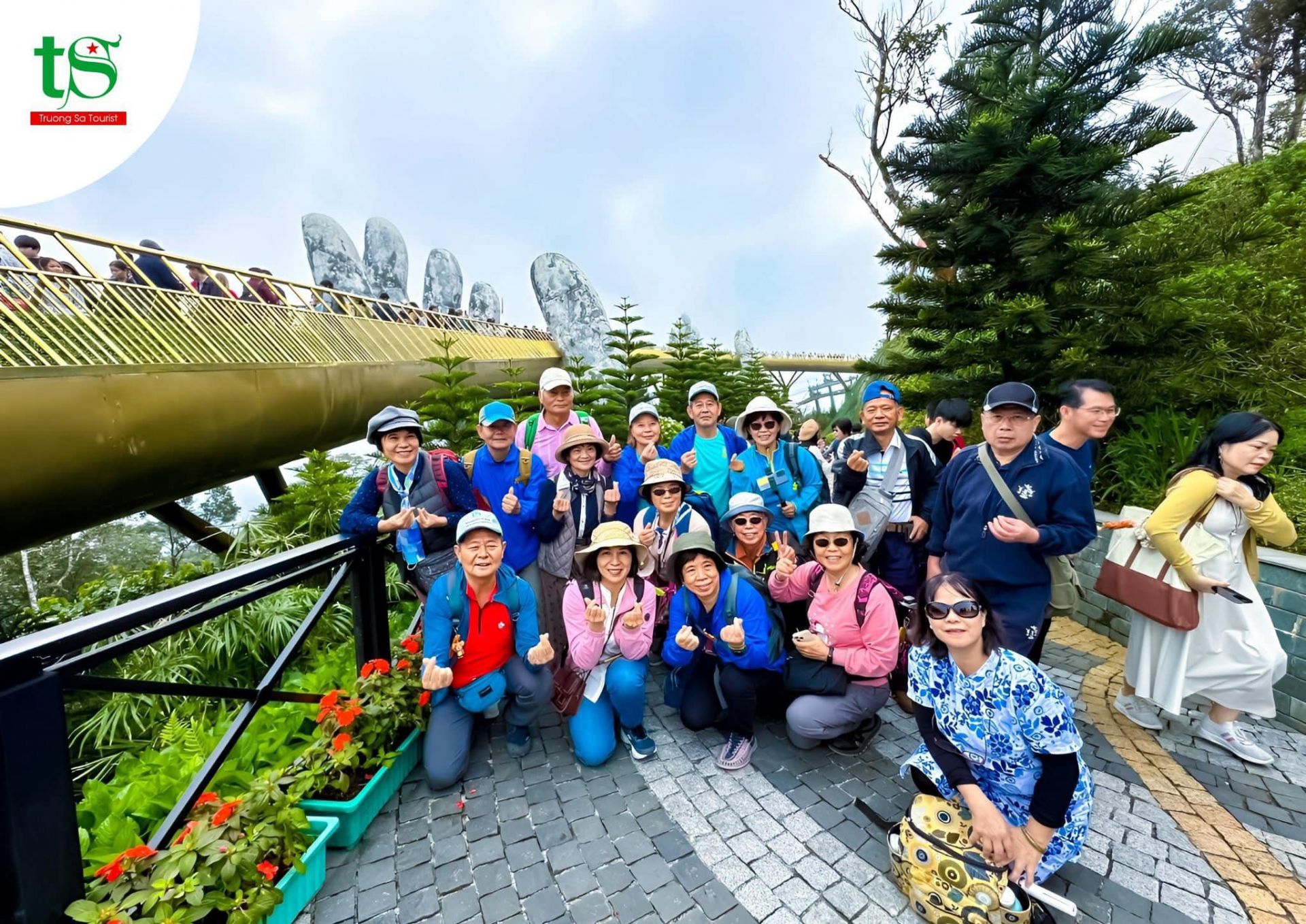 công ty du lịch trường sa tourist