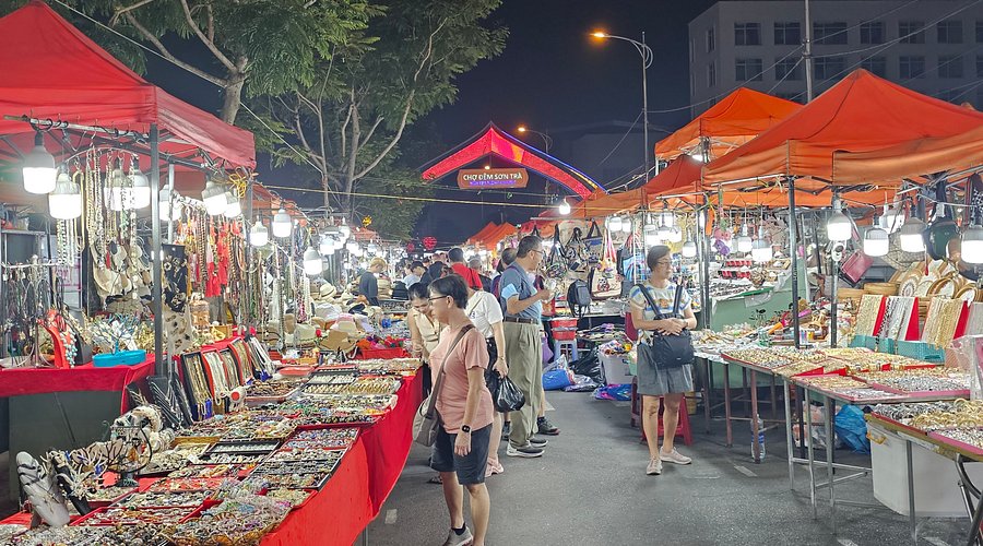 Khu quà lưu niệm đường An Thượng