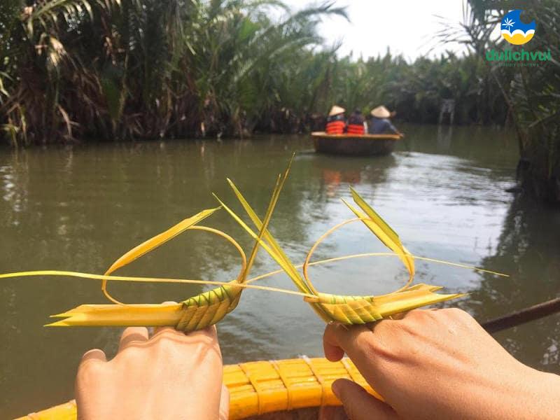Rừng dừa Bảy Mẫu
